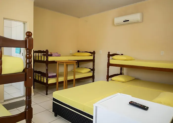 Casa De Hospedagem Ave Maria - Eva Cachoeira Paulista